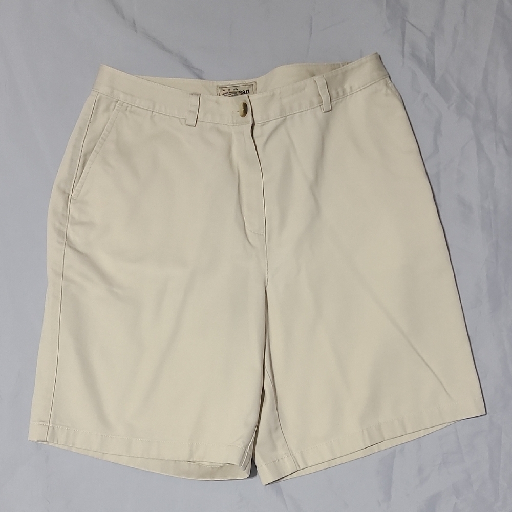L.L. Bean Khaki Shorts Womens‎ Size 12 Reg 100% Cotton EUC